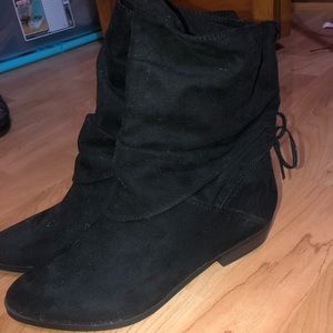 black booties